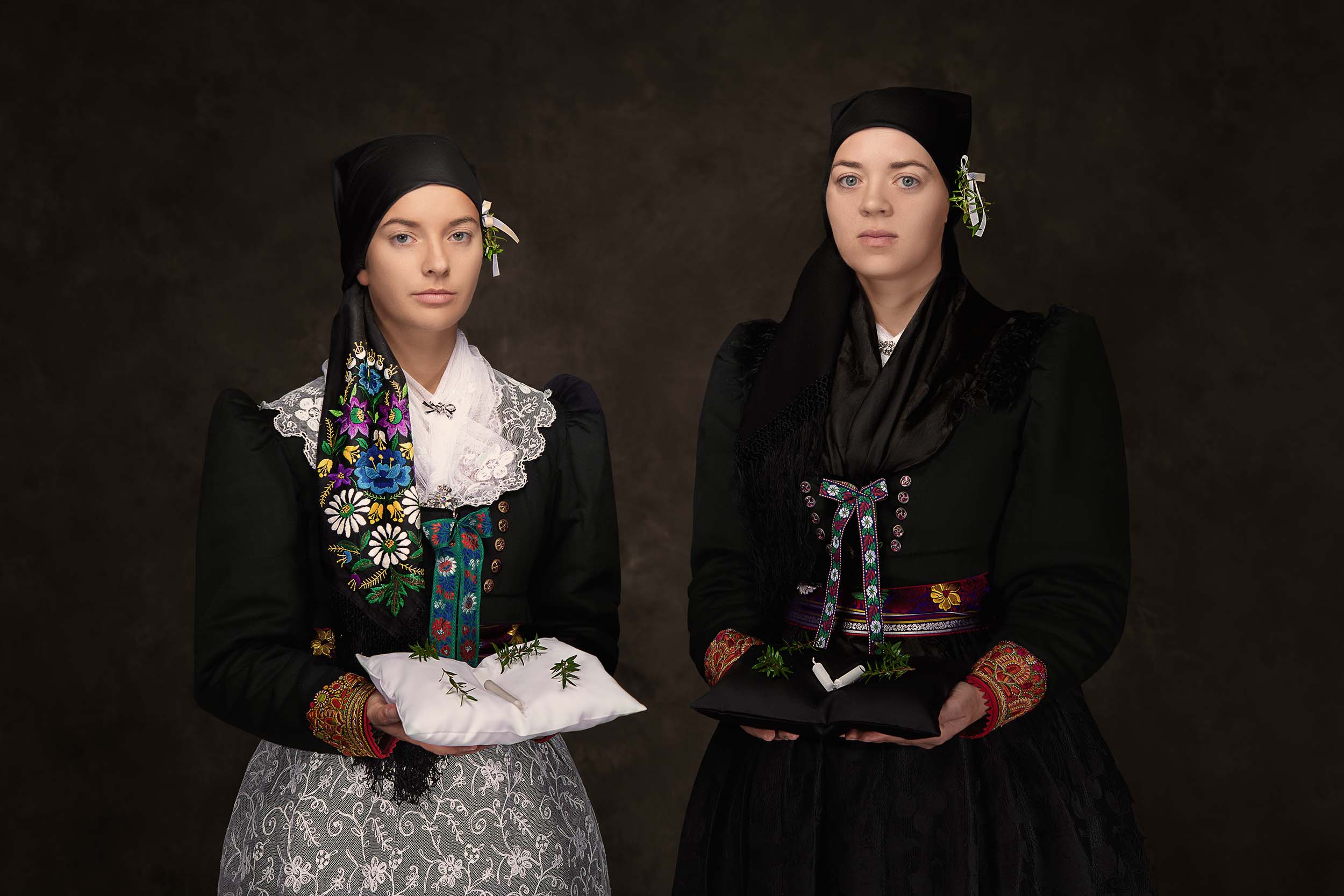 Accepted photo for the exhibition - Section C - Open - © Václav Šilha, Michaela Pupíková, Czech Republic, Pohřební kroje z Dolního Chodska