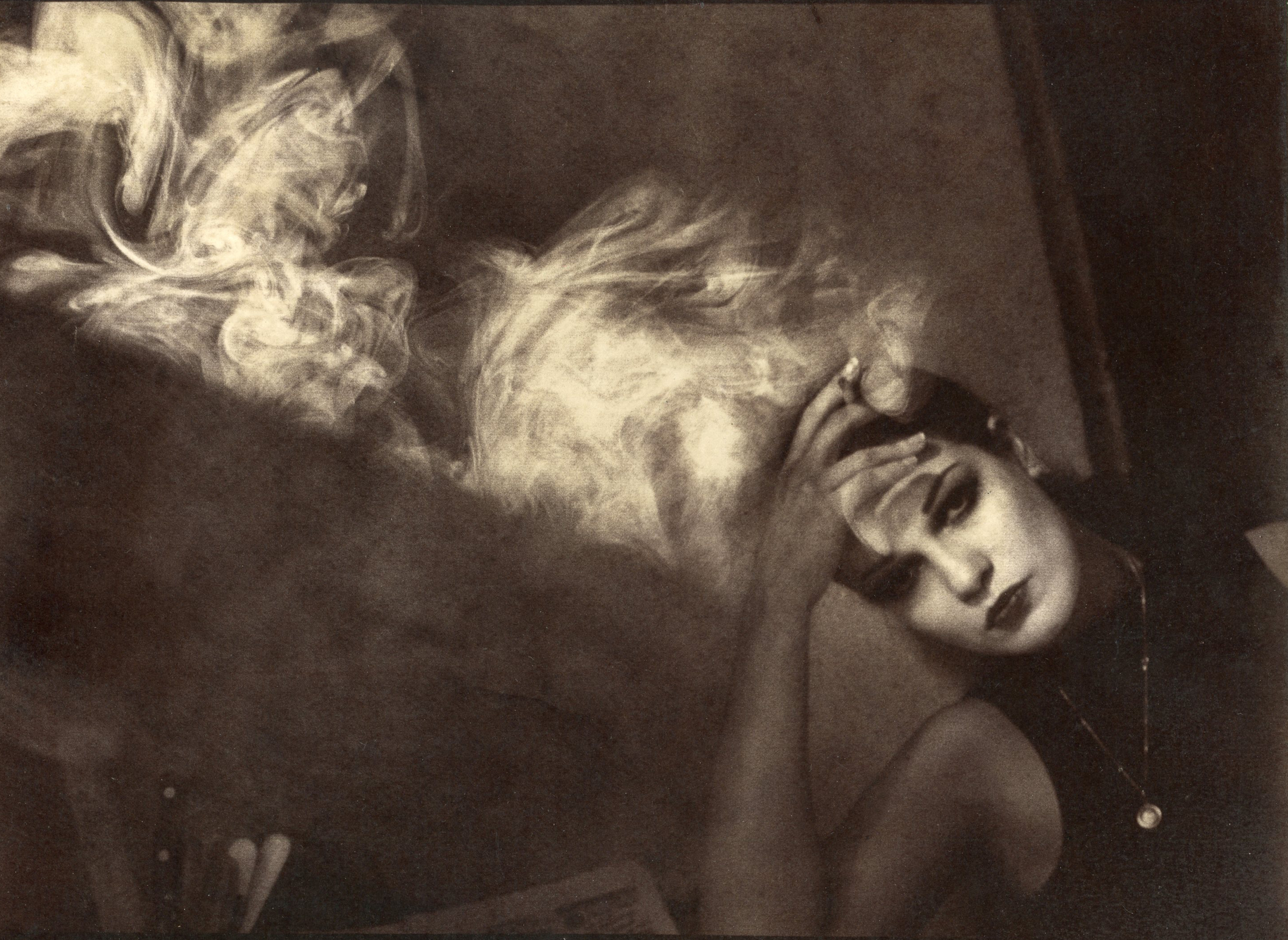 Accepted photo - Section A - Woman - © Ogorodnyk Oleg, Smoker (cyanotype print)        , www.zenastrakonice.cz, www.fotokontakt.cz